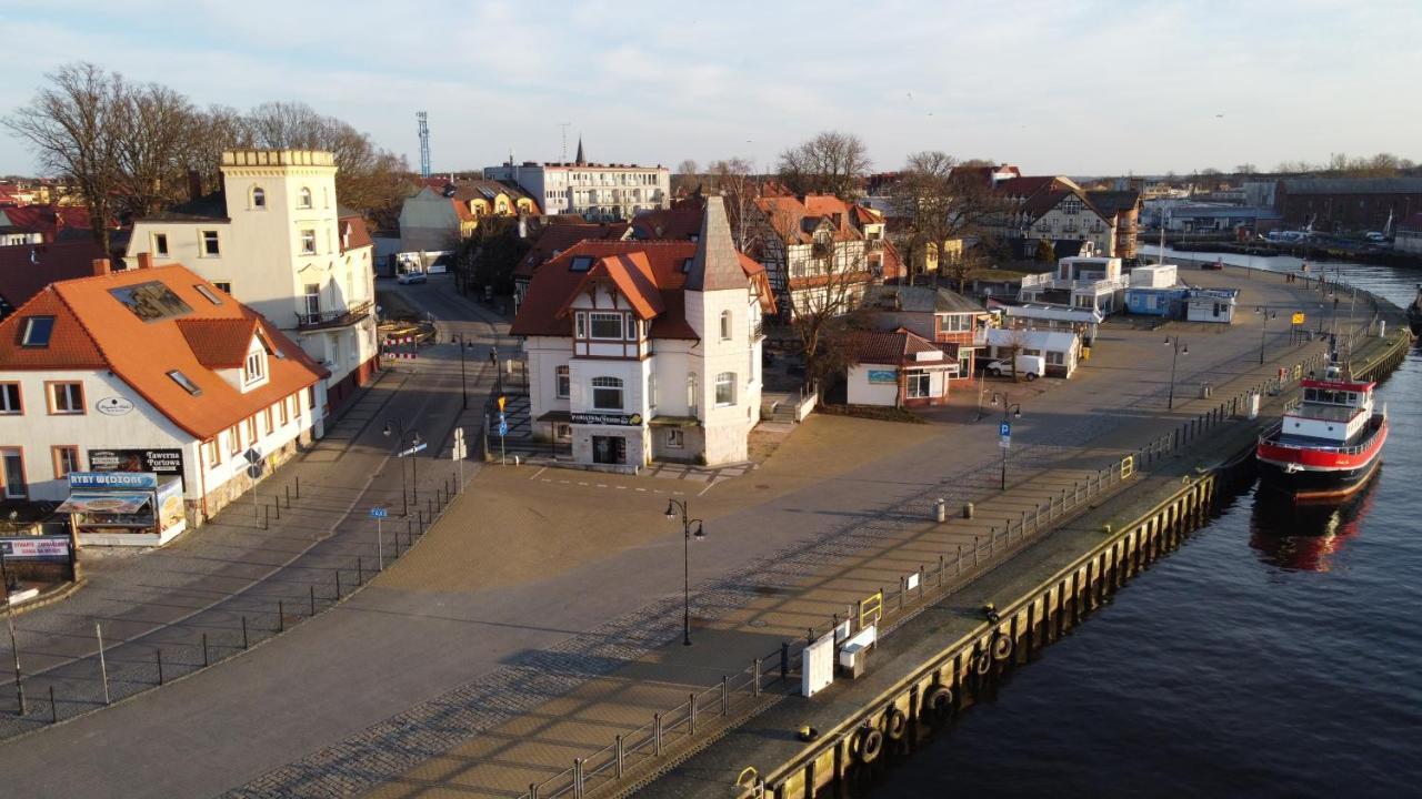 Columbus Ustka - Marynarki Polskiej 2 Extérieur photo